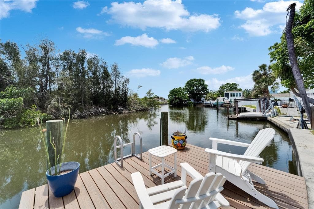 8702 DRIFTWOOD DRIVE TAMPA, FL 33615