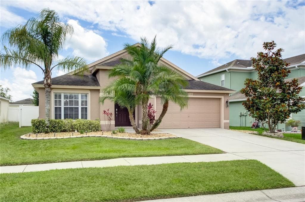 30326 STAPLETON STREET WESLEY CHAPEL, FL 33545