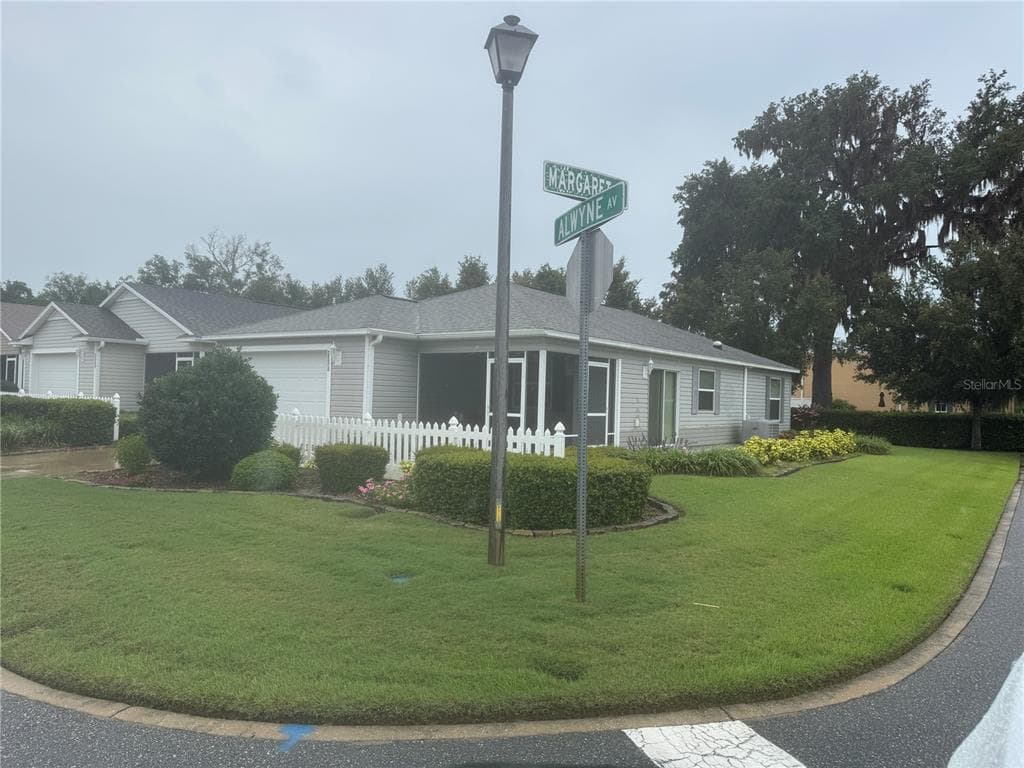 3374 ALWYNE AVENUE THE VILLAGES, FL 32163