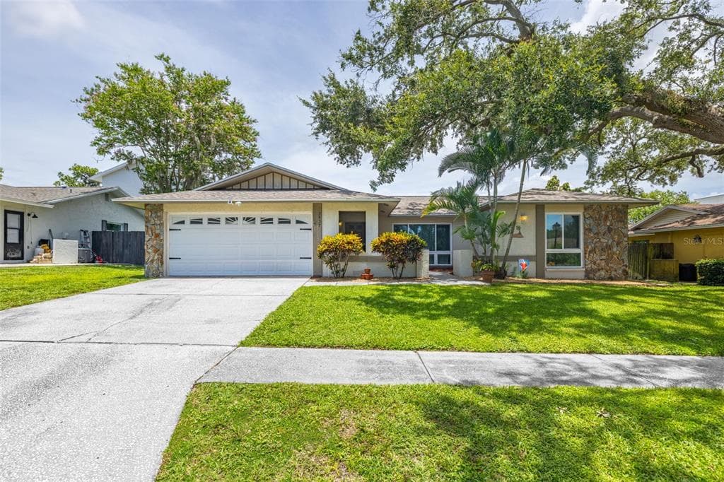 3437 DOVE HOLLOW COURT PALM HARBOR, FL 34683