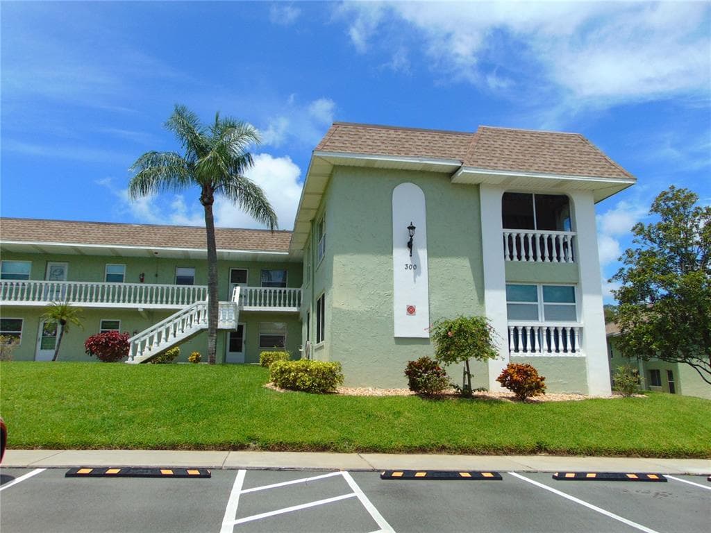 1250 S PINELLAS AVENUE UNIT 307 TARPON SPRINGS, FL 34689
