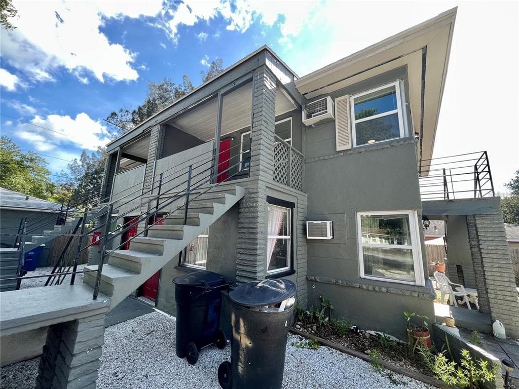 16 N HIGHLAND AVENUE UNIT 4 CLEARWATER, FL 33755