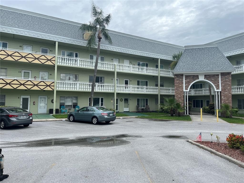 2459 COLUMBIA DRIVE UNIT 37 CLEARWATER, FL 33763