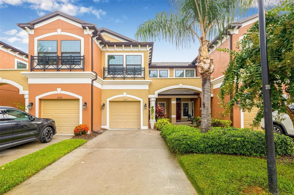 9237 FOX SPARROW ROAD TAMPA, FL 33626