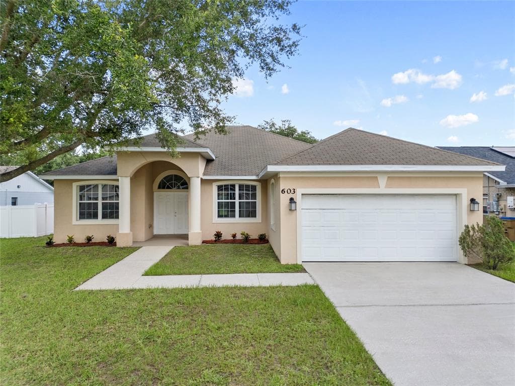 603 DEAUVILLE COURT KISSIMMEE, FL 34758