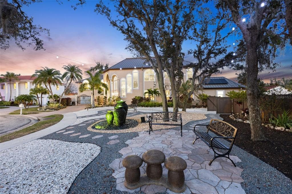 3025 OAKMONT DRIVE