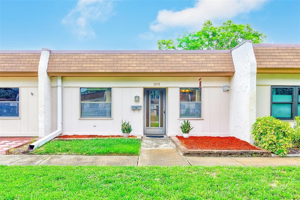 2970 FEATHER DRIVE CLEARWATER, FL 33759