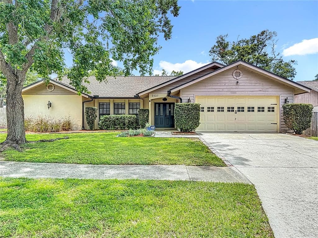 2527 ARBORWOOD DRIVE VALRICO, FL 33596