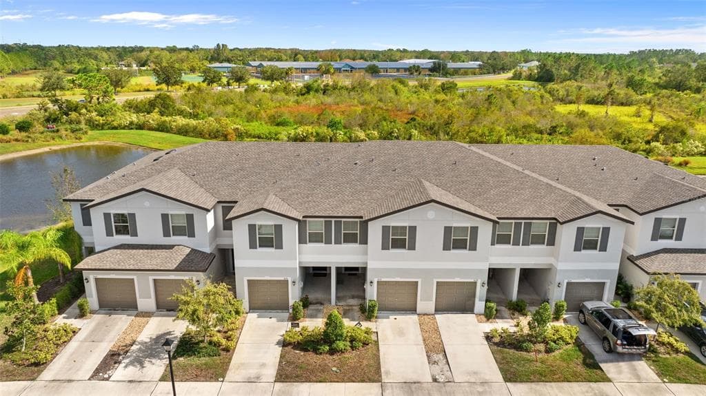 3632 BELLMEADE COURT WESLEY CHAPEL, FL 33543