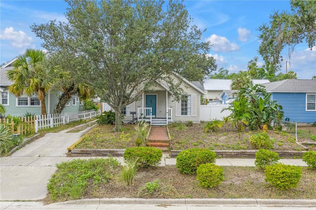 116 16TH AVENUE SE ST PETERSBURG, FL 33701