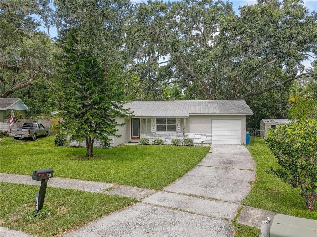 320 PHEASANT CIRCLE BRANDON, FL 33510