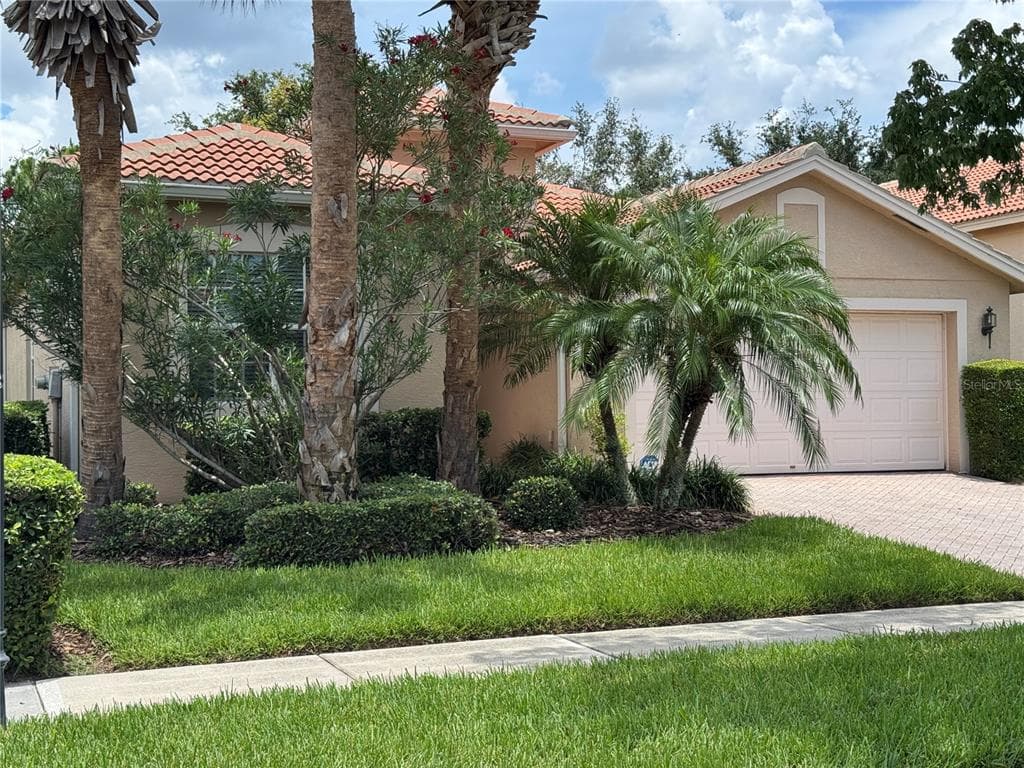 4938 SANDY BROOK CIRCLE