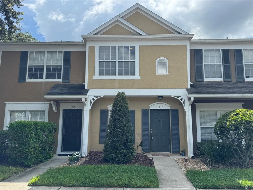 1212 KENNEWICK COURT WESLEY CHAPEL, FL 33543