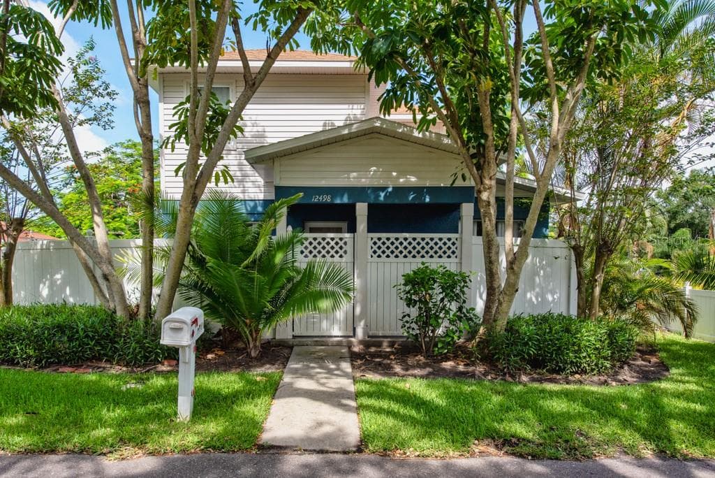 12498 143RD STREET LARGO, FL 33774