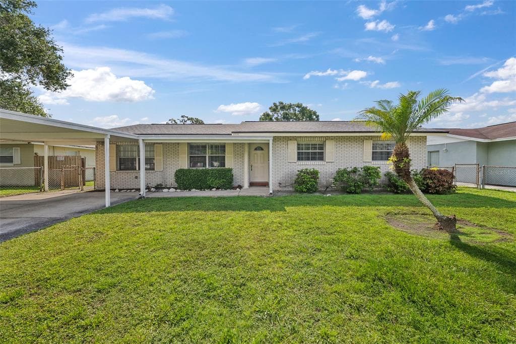 5805 HAMMON DRIVE TAMPA, FL 33619
