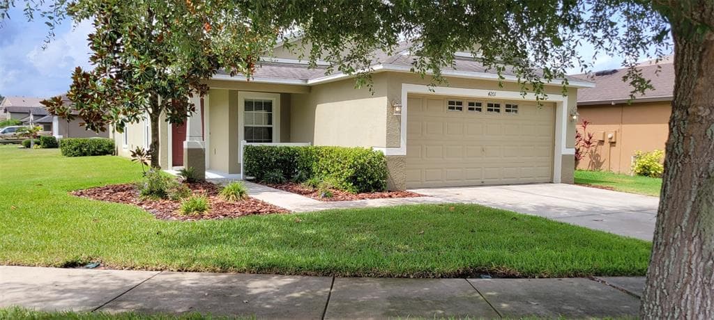 4201 WARWICK HILLS DRIVE WESLEY CHAPEL, FL 33543