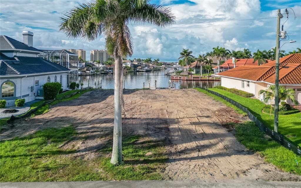 5620 SW 14TH PLACE CAPE CORAL, FL 33914