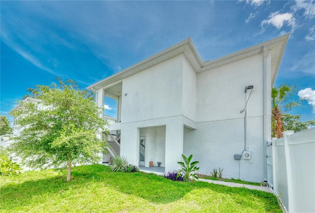 3501 3RD AVENUE N ST PETERSBURG, FL 33713