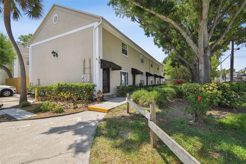 408 S ARRAWANA AVENUE UNIT A4 TAMPA, FL 33609
