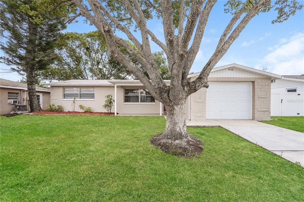 4832 DOGWOOD STREET NEW PORT RICHEY, FL 34653