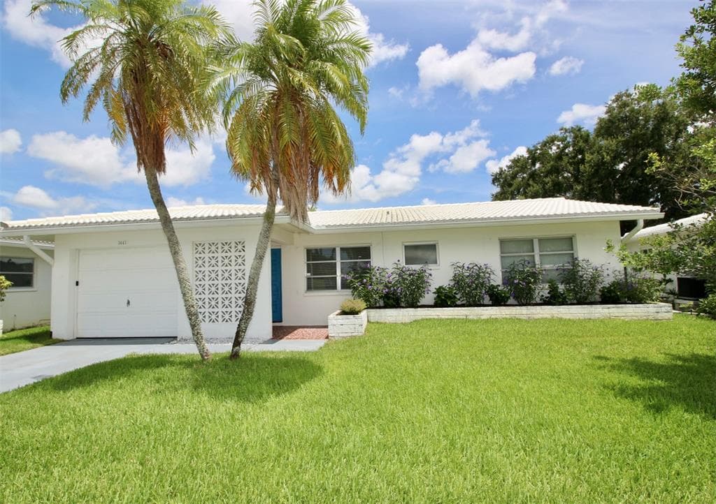 3643 MAINLANDS BOULEVARD N PINELLAS PARK, FL 33782