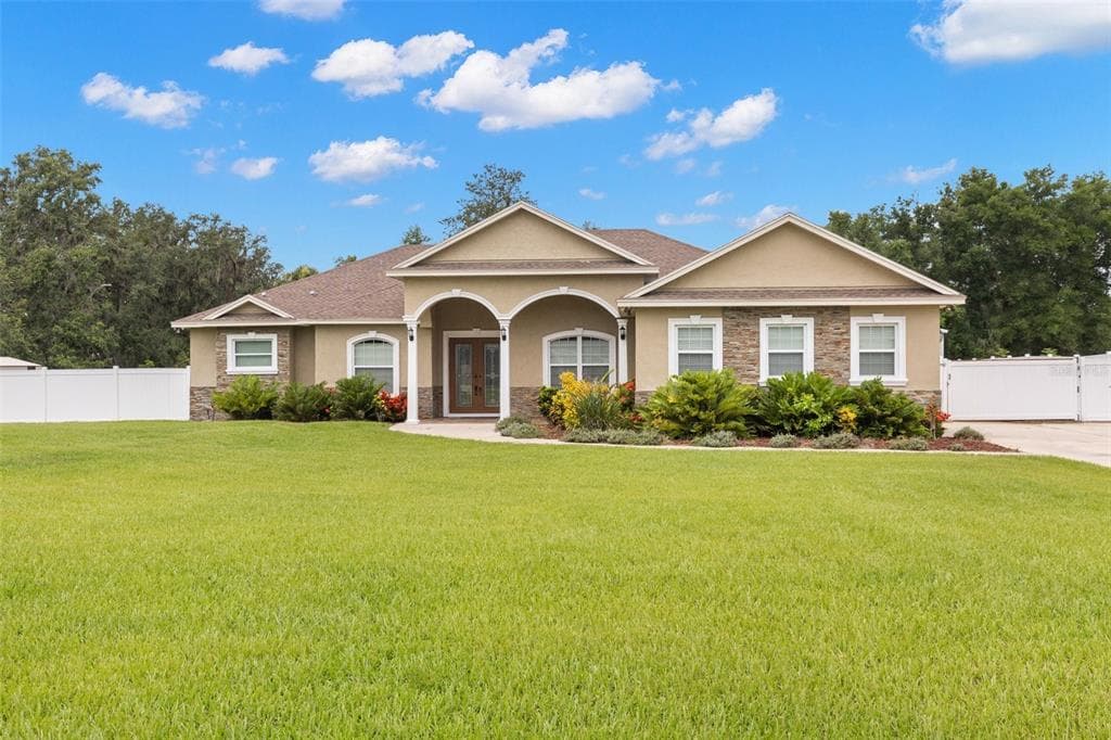 417 VINE KEEPER COURT