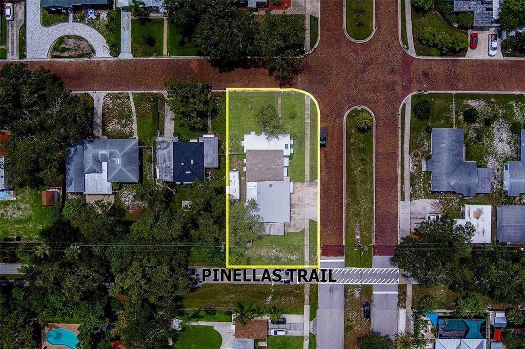 1677 PASADENA DRIVE DUNEDIN, FL 34698
