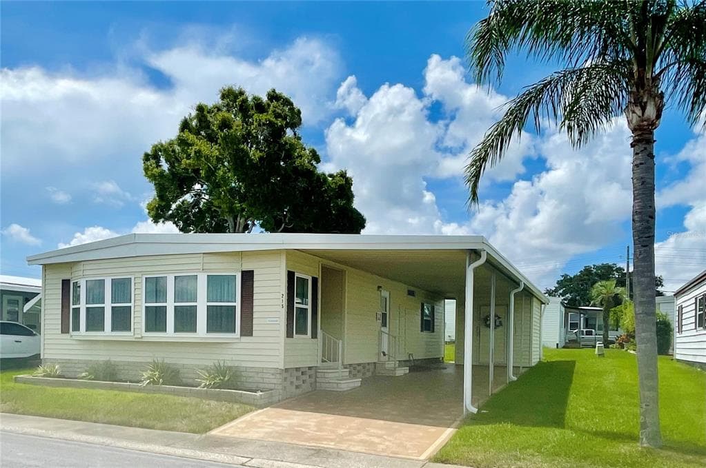 215 RED MAPLE DRIVE PALM HARBOR, FL 34684