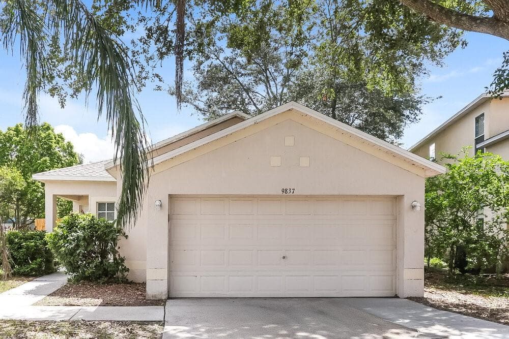 9837 MORRIS GLEN WAY TEMPLE TERRACE, FL 33637