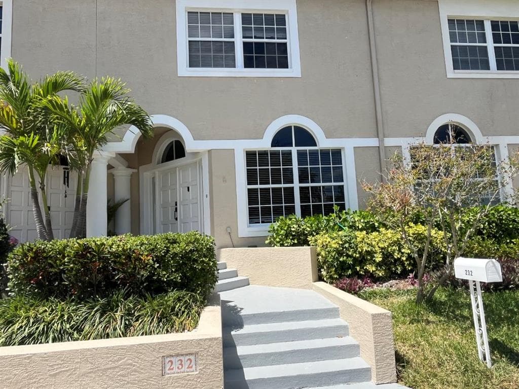 232 COLUMBIA DRIVE TAMPA, FL 33606