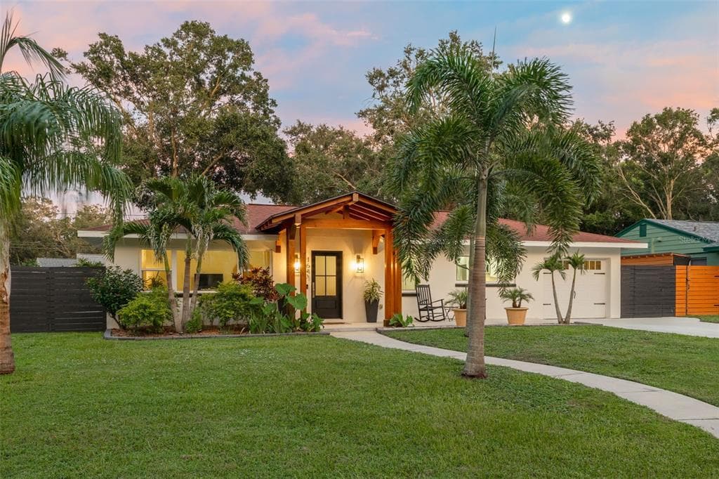 1643 SANTA ANNA DRIVE DUNEDIN, FL 34698