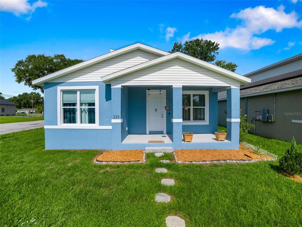 239 BURBANK AVENUE LAKELAND, FL 33801