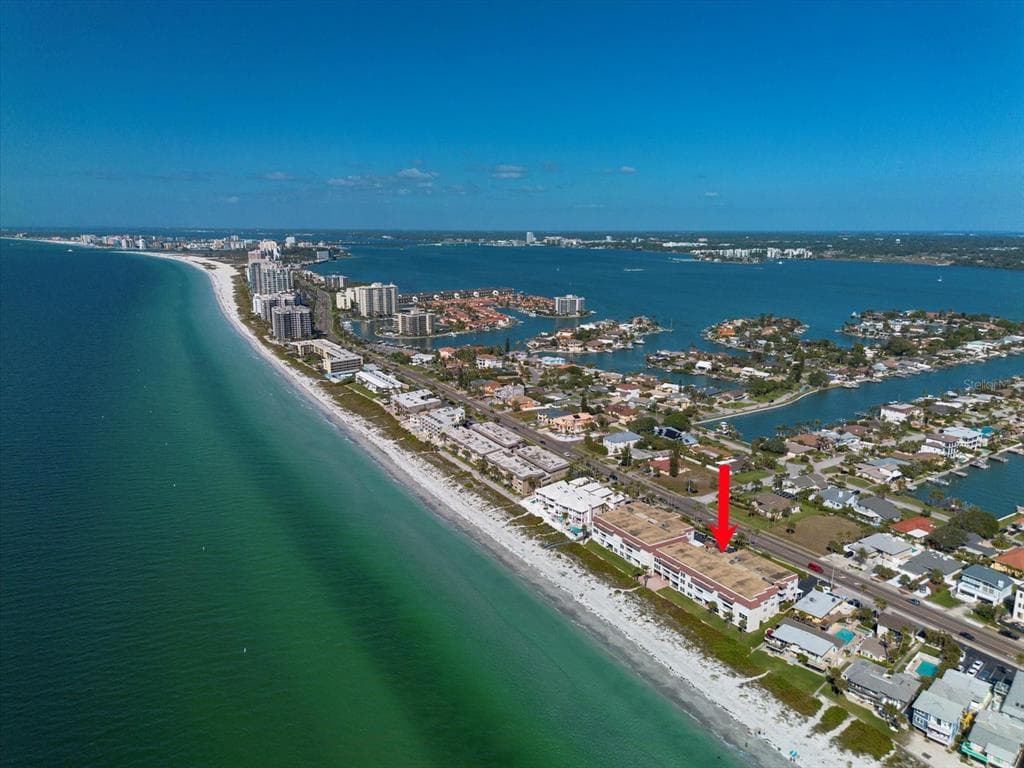 2900 GULF BOULEVARD UNIT 107 BELLEAIR BEACH, FL 33786
