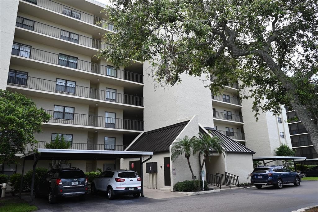 2700 COVE CAY DRIVE UNIT 2D CLEARWATER, FL 33760