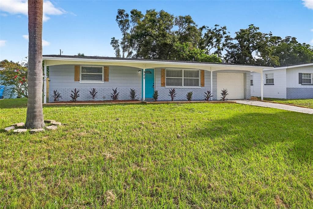 920 LAKESIDE DRIVE LARGO, FL 33778