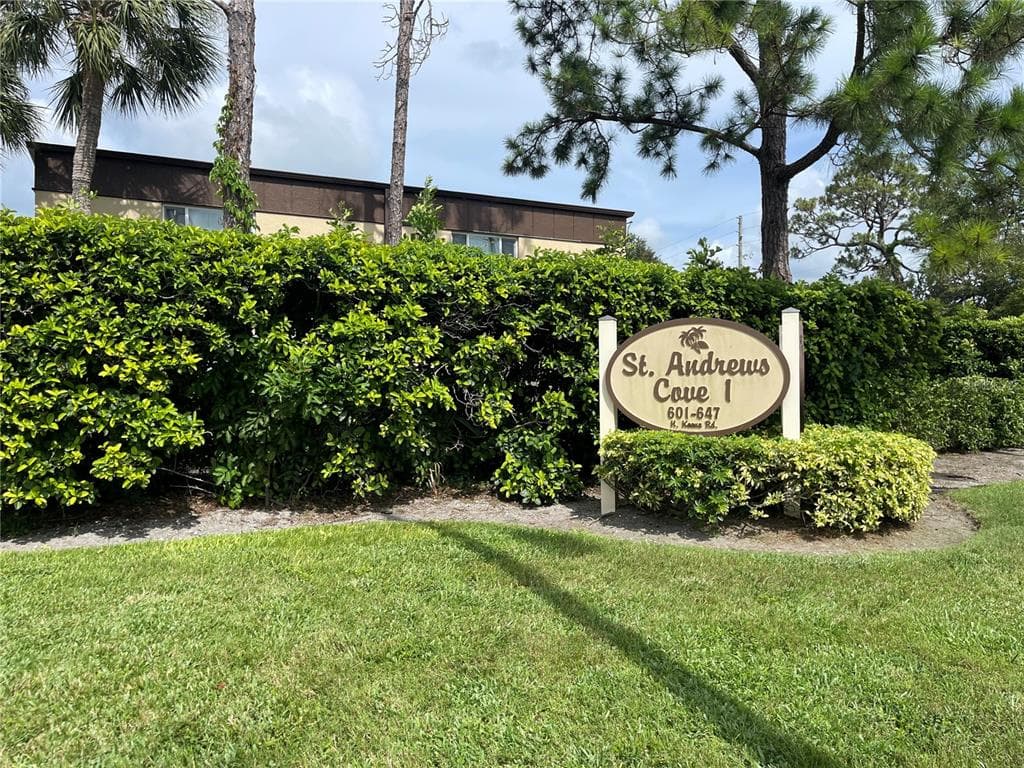 601 N KEENE ROAD UNIT P9 CLEARWATER, FL 33755