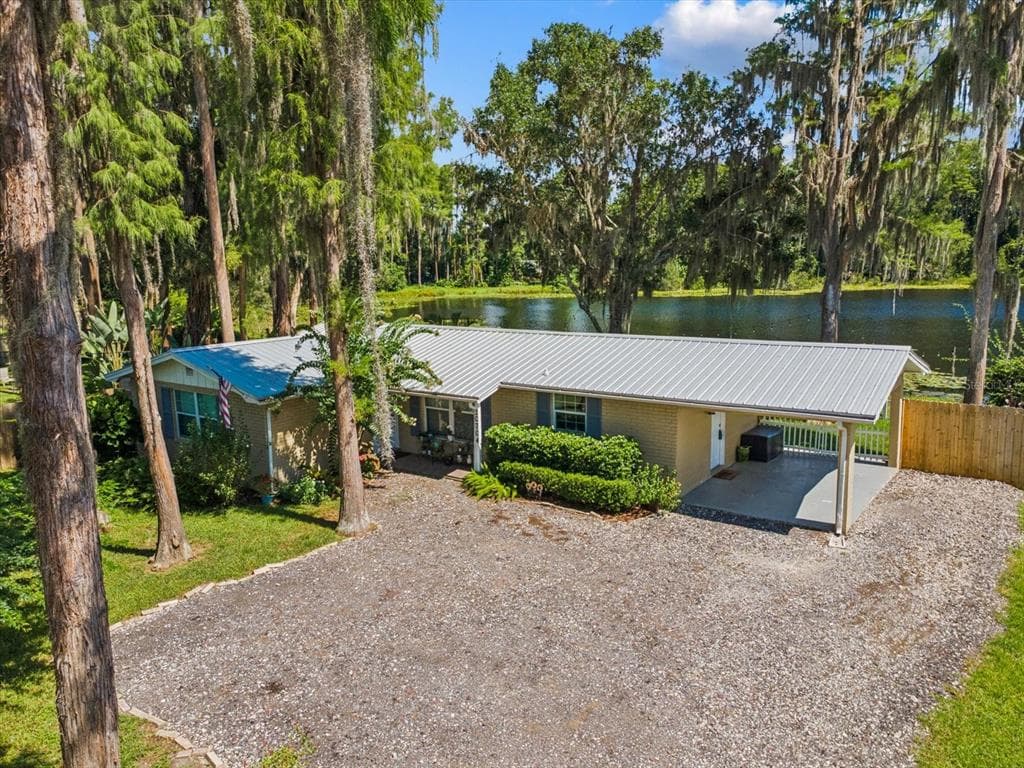 20704 PRESTON LANE LUTZ, FL 33558