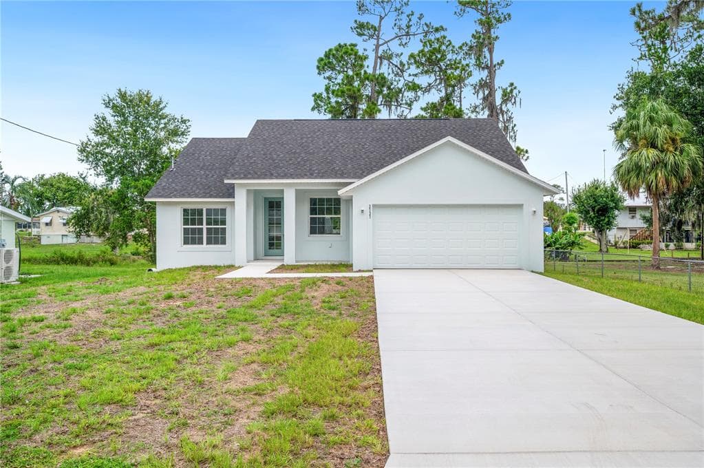 3737 PINE CIRCLE LAKE WALES, FL 33898