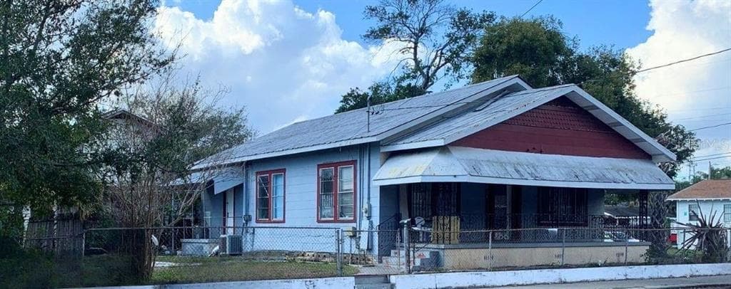3208 N 15TH STREET TAMPA, FL 33605