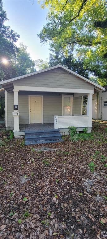 8009 N 11TH STREET TAMPA, FL 33604