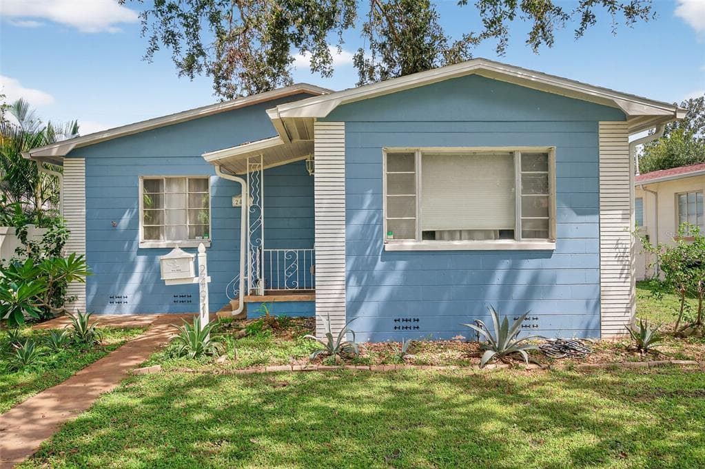 2491 35TH AVENUE N ST PETERSBURG, FL 33713