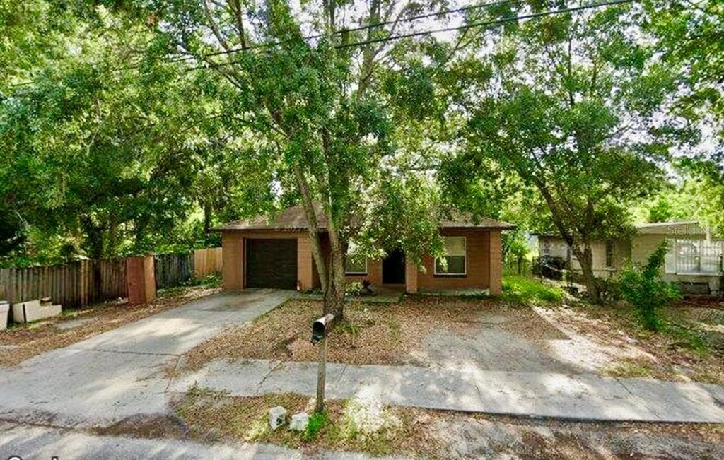 4611 N 37TH STREET TAMPA, FL 33610