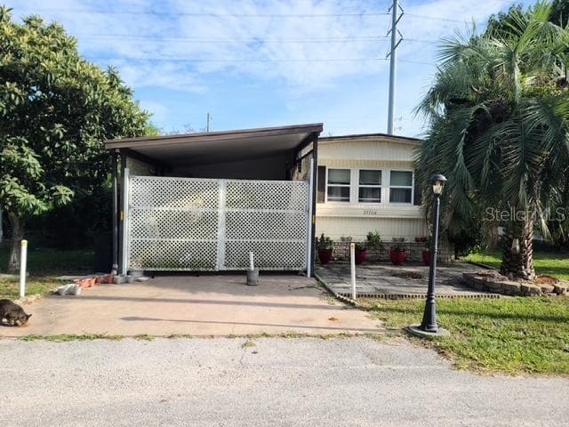 37706 MARCH LANE ZEPHYRHILLS, FL 33541
