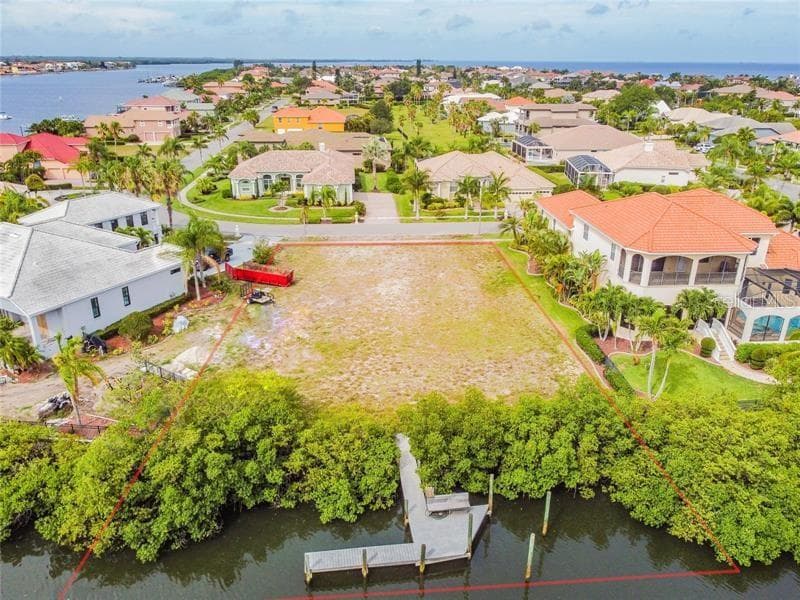 6451 RUBIA CIRCLE APOLLO BEACH, FL 33572