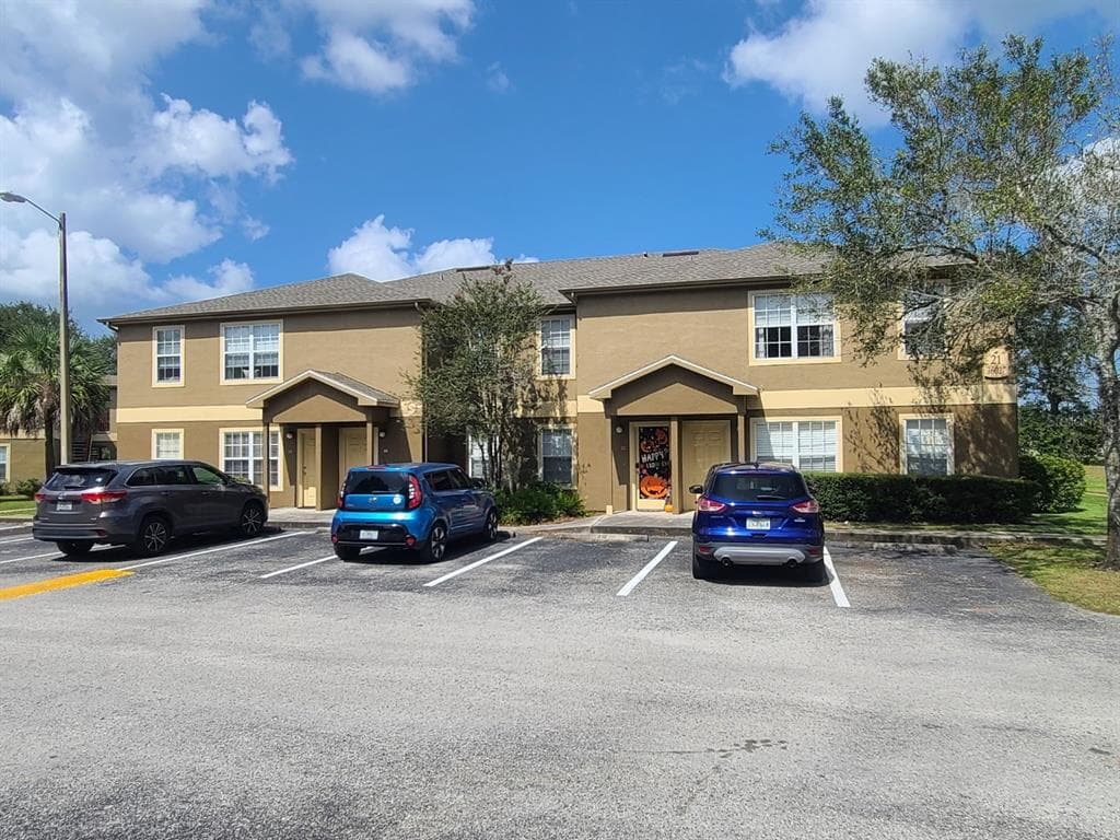 36027 DEER CREEK DRIVE UNIT 103 ZEPHYRHILLS, FL 33541