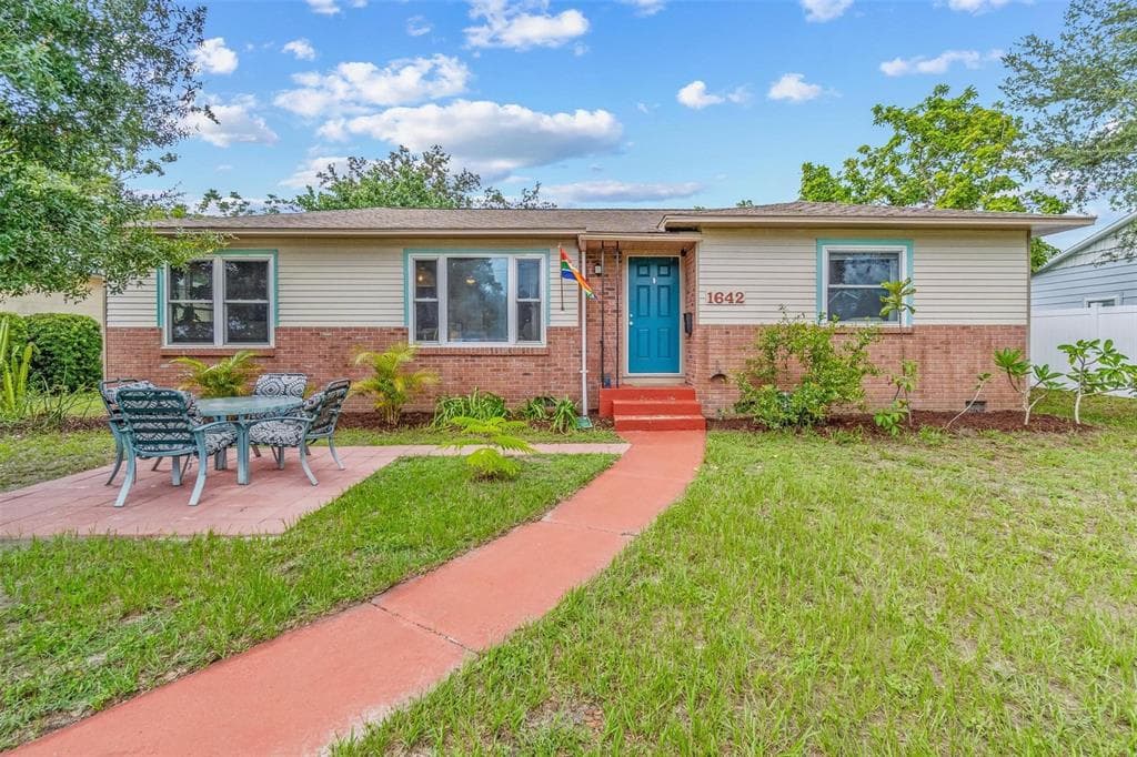 1642 50TH AVENUE N ST PETERSBURG, FL 33714