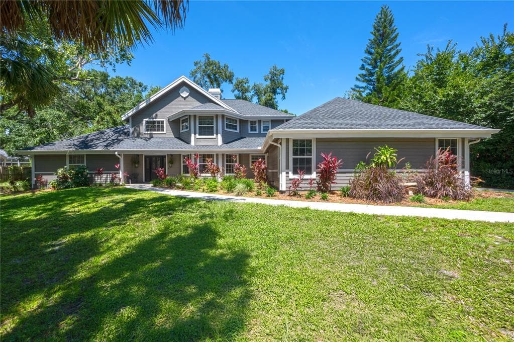 35 DEERPATH DRIVE OLDSMAR, FL 34677