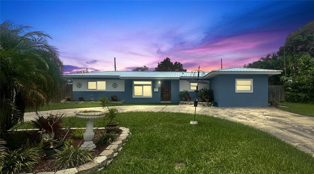 7230 17TH LANE N ST PETERSBURG, FL 33702