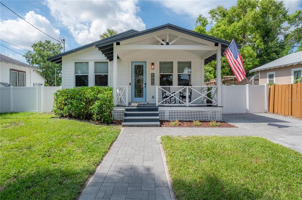 208 W FLORIBRASKA AVENUE TAMPA, FL 33603