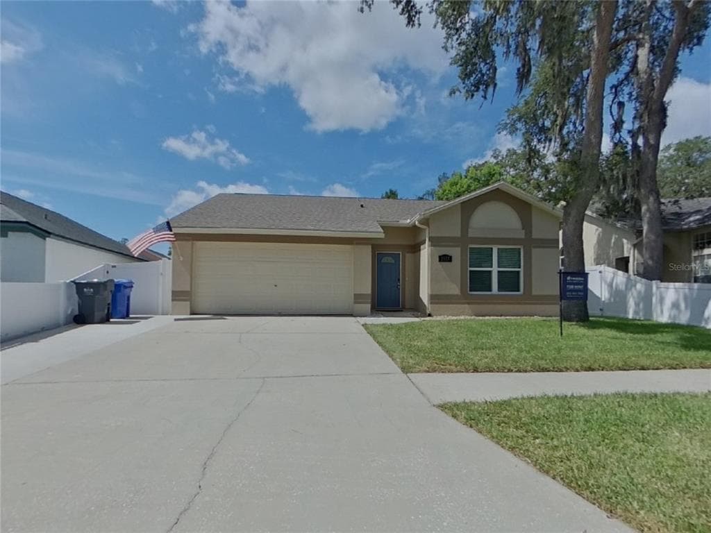2517 GOTHAM WAY VALRICO, FL 33596